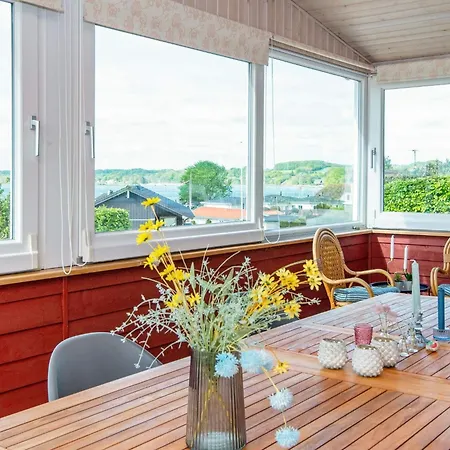 4 Person In Casa de Férias Haderslev